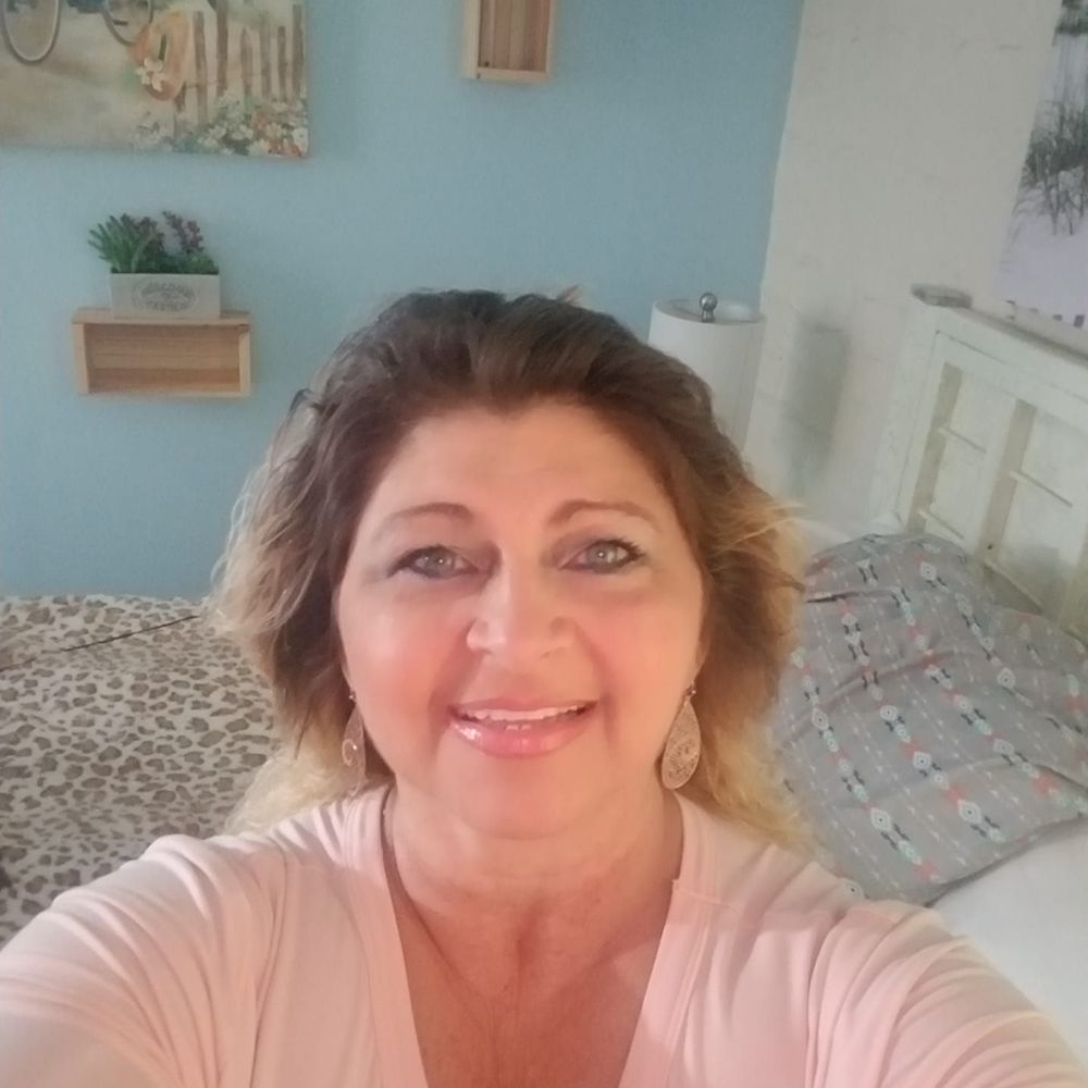 Meet your Posher, Lisa
